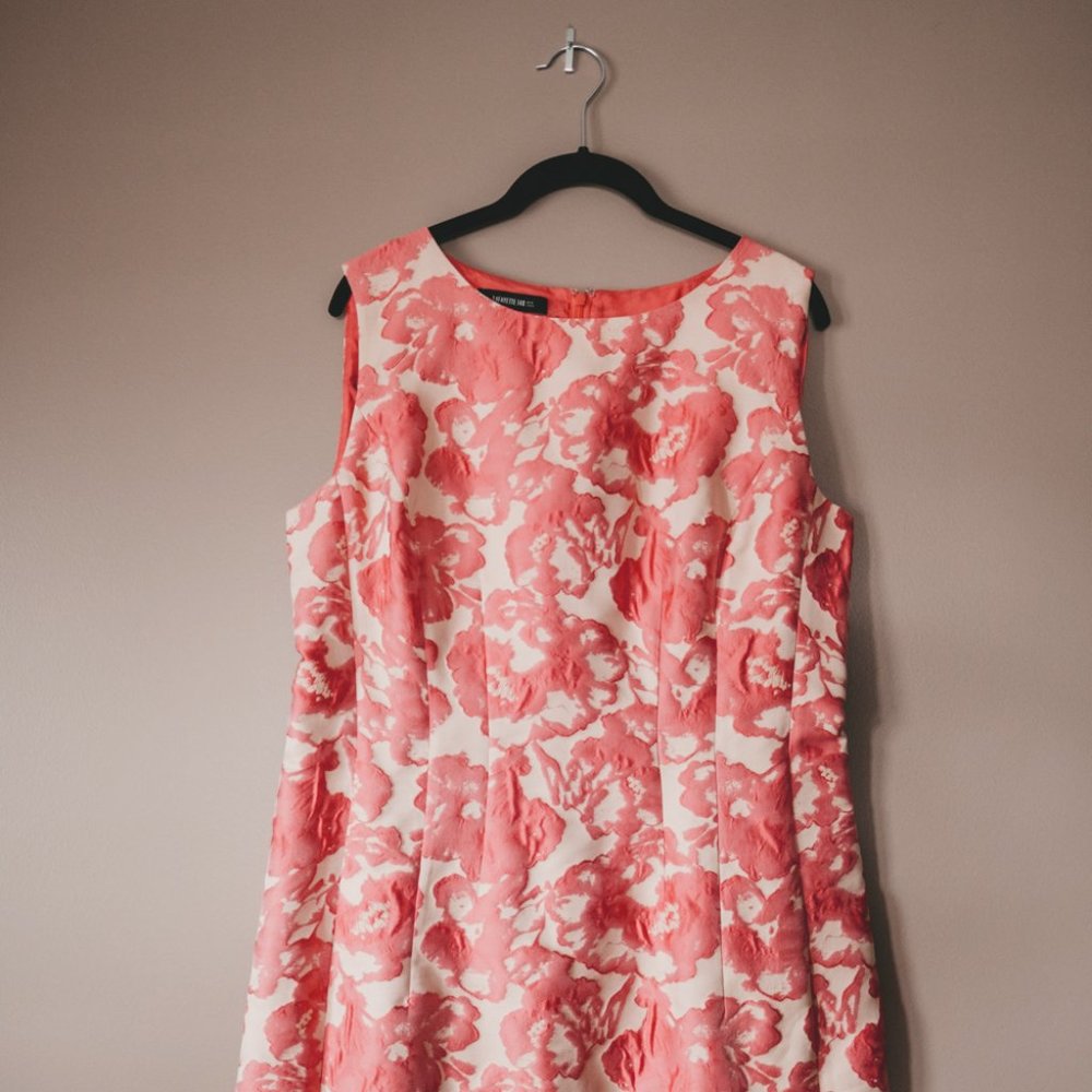 Lafayette 148 NY Pink & Beige Floral Brocade Dress